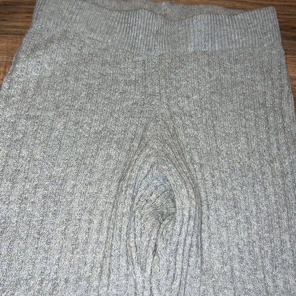 Pink Rose Sweater Set - Picture 3 of 8